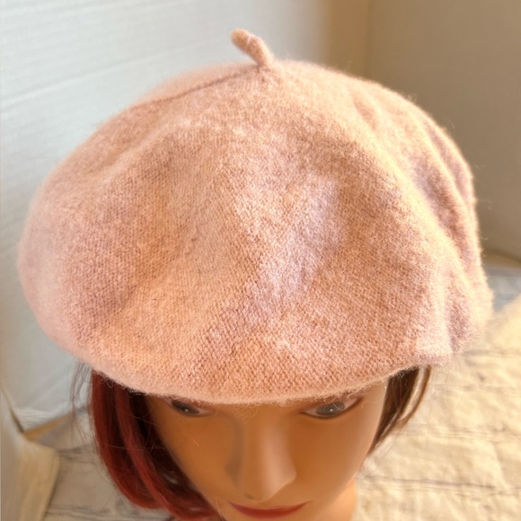 MARCUS ADLER NEW YORK ONE SIZE POLYESTER WOMEN’S TAM BERET LT PINK COLOR - Picture 1 of 6